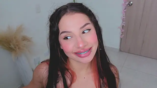 Mia adams66 online show from 10/03/25, 06:05