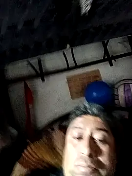 rayhot69 online show from 12/13/24, 04:38