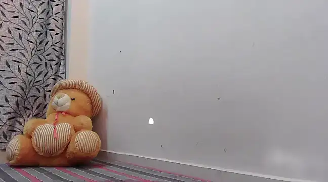 Snapshot of ANANYA-TIWARI chatting on 02/23/25, 03:56 ANANYA-TIWARI online show from 02/23/25, 03:56