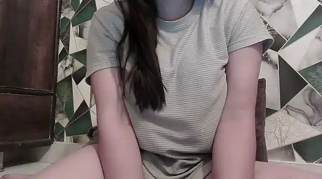 Snapshot of ANANYA-TIWARI chatting on 03/15/25, 09:49 ANANYA-TIWARI online show from 03/15/25, 09:49