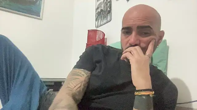 Snapshot of alessandromori91 chatting on 09/29/25, 07:08 alessandromori91 online show from 09/29/25, 07:08