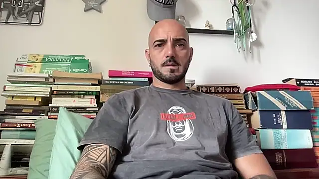 alessandromori91 online show from 05/11/26, 08:20