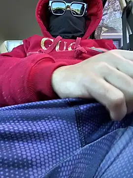 Snapshot of Pa_lasnenas1 chatting on 02/16/25, 04:21 Pa lasnenas1 online show from 02/16/25, 04:21