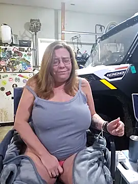 MsShelby40 online show from 12/05/24, 10:12