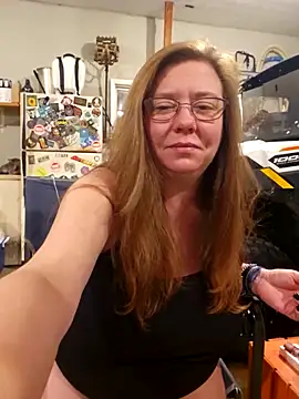 MsShelby40 online show from 11/29/25, 12:02