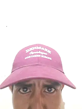 Snapshot of Coro4 chatting on 02/11/26, 12:32 Coro4 online show from 02/11/26, 12:32