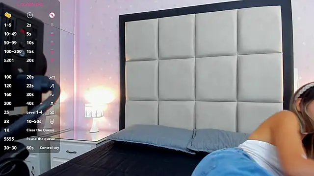 pauliCarter online show from 10/07/25, 09:12