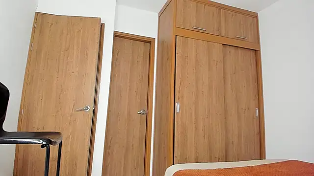 smit hot sr online show from 11/25/25, 01:27