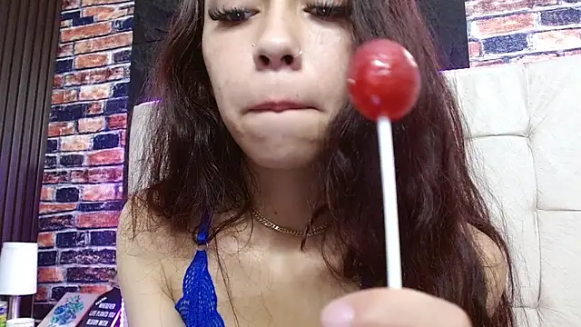 Snapshot of monicahotsex303av chatting on 11/10/25, 08:52 monicahotsex303av online show from 11/10/25, 08:52