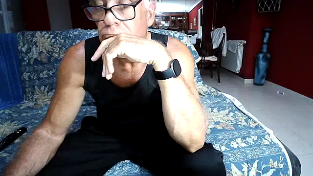 maduroguapo online show from 10/26/25, 09:31