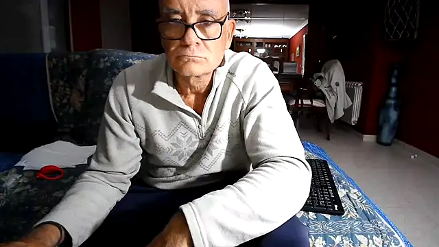 maduroguapo online show from 11/06/25, 10:21