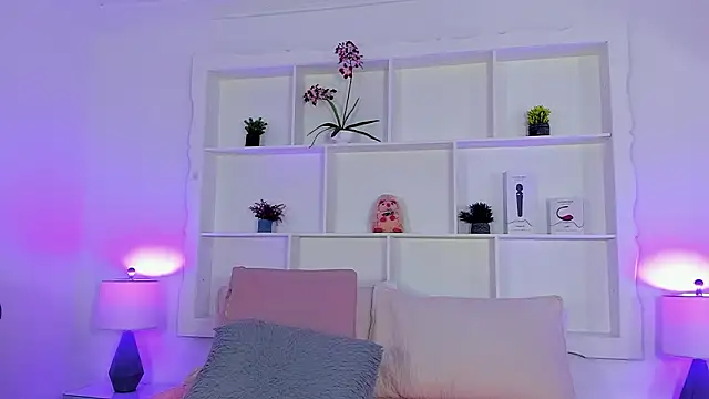 Jenifer Diaz online show from 03/09/26, 01:04