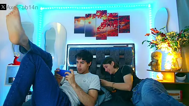 Snapshot of Alex_and_Fabian chatting on 01/10/25, 10:04 Alex and Fabian online show from 01/10/25, 10:04