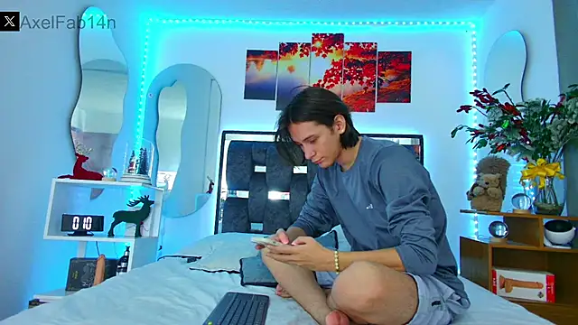 Snapshot of Alex_and_Fabian chatting on 01/16/25, 06:48 Alex and Fabian online show from 01/16/25, 06:48