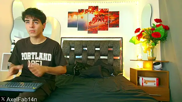 Snapshot of Alex_and_Fabian chatting on 02/03/25, 06:07 Alex and Fabian online show from 02/03/25, 06:07