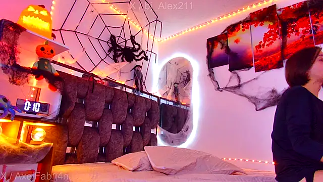 Snapshot of Alex_and_Fabian chatting on 10/20/25, 08:31 Alex and Fabian online show from 10/20/25, 08:31