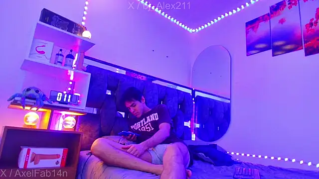 Snapshot of Alex_and_Fabian chatting on 11/25/25, 11:10 Alex and Fabian online show from 11/25/25, 11:10