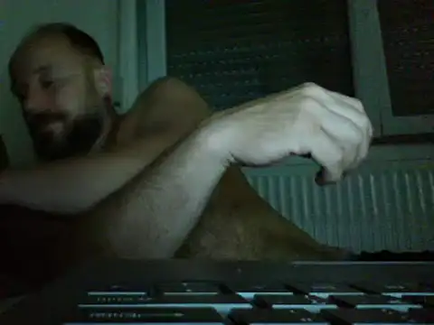 Snapshot of FROL83 chatting on 07/09/26, 07:51 FROL83 online show from 07/09/26, 07:51