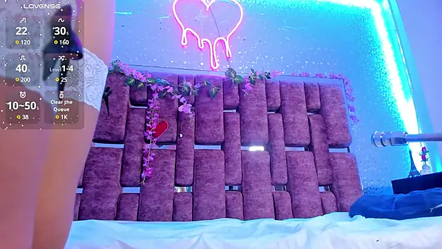 Snapshot of AlessiaDouce chatting on 03/11/25, 08:42 AlessiaDouce online show from 03/11/25, 08:42