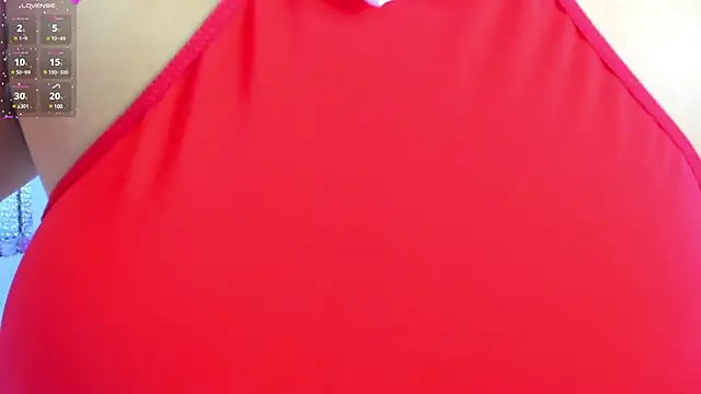 Snapshot of AlessiaDouce chatting on 03/17/25, 08:19 AlessiaDouce online show from 03/17/25, 08:19