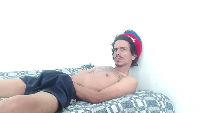 Snapshot of damian_bottom_bigcock chatting on 12/11/24, 08:39 damian bottom bigcock online show from 12/11/24, 08:39