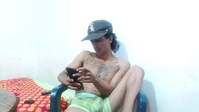 Snapshot of damian_bottom_bigcock chatting on 01/27/25, 07:56 damian bottom bigcock online show from 01/27/25, 07:56