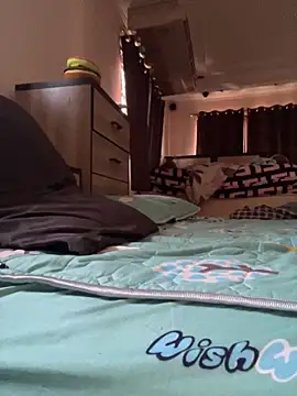 Snapshot of CoaZh_BigP18 chatting on 10/02/25, 03:57 CoaZh BigP18 online show from 10/02/25, 03:57