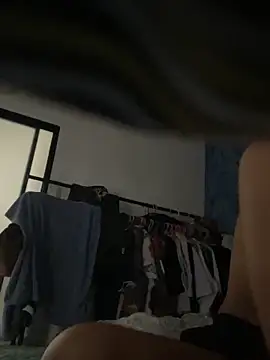 Snapshot of CoaZh_BigP18 chatting on 01/06/26, 02:15 CoaZh BigP18 online show from 01/06/26, 02:15