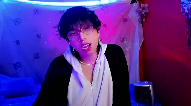 Snapshot of AnggelONfiree chatting on 12/03/24, 06:59 AnggelONfiree online show from 12/03/24, 06:59