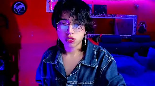 Snapshot of AnggelONfiree chatting on 02/02/25, 02:59 AnggelONfiree online show from 02/02/25, 02:59