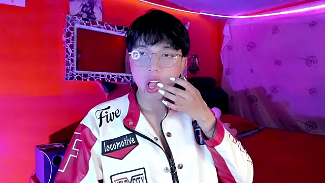 Snapshot of AnggelONfiree chatting on 09/27/25, 01:10 AnggelONfiree online show from 09/27/25, 01:10