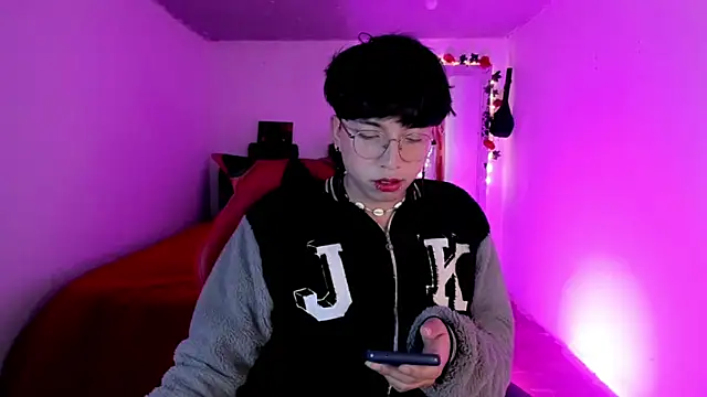 AnggelONfiree online show from 11/12/25, 03:40