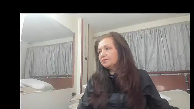 Bellaisa online show from 10/02/25, 03:13