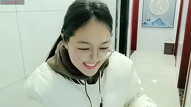 luoxuwen online show from 12/09/24, 03:07