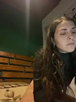 isadelasestrellas online show from 04/06/26, 04:52