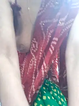 Snapshot of priya_sharma02 chatting on 03/06/25, 12:19 priya sharma02 online show from 03/06/25, 12:19