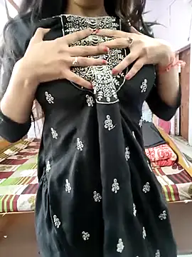 Snapshot of priya_sharma02 chatting on 01/16/26, 08:29 priya sharma02 online show from 01/16/26, 08:29