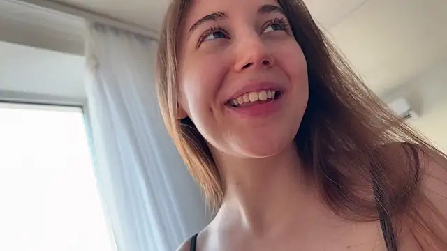 Snapshot of oypo chatting on 11/24/25, 05:51 oypo online show from 11/24/25, 05:51