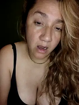 Snapshot of pamechu2026 chatting on 04/02/26, 02:53 pamechu2026 online show from 04/02/26, 02:53