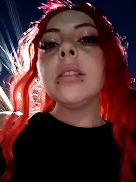 Snapshot of madelaine- chatting on 02/20/25, 11:43 madelaine- online show from 02/20/25, 11:43