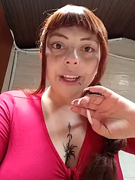 Snapshot of madelaine- chatting on 03/11/25, 05:46 madelaine- online show from 03/11/25, 05:46