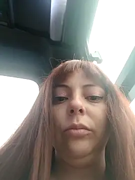 Snapshot of madelaine- chatting on 09/30/25, 10:37 madelaine- online show from 09/30/25, 10:37