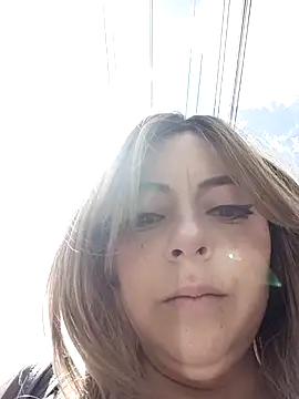 madelaine- online show from 12/14/25, 04:45