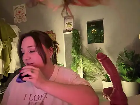 Snapshot of DaisyBooom chatting on 01/10/26, 08:10 DaisyBooom online show from 01/10/26, 08:10