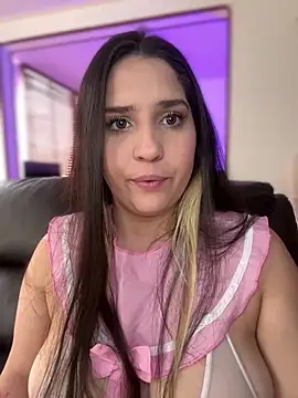 Snapshot of valentina_jonnes1 chatting on 03/16/25, 01:06 valentina jonnes1 online show from 03/16/25, 01:06