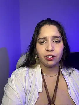 valentina jonnes1 online show from 04/29/26, 06:06