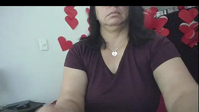 Snapshot of Evaaross_2345 chatting on 02/16/25, 04:21 Evaaross 2345 online show from 02/16/25, 04:21