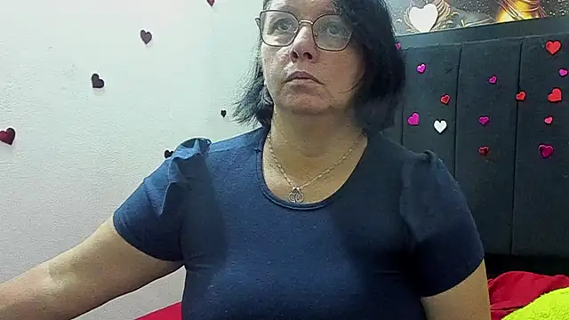 Evaaross 2345 online show from 05/21/26, 10:55
