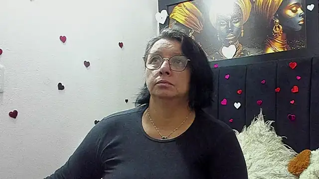 Evaaross 2345 online show from 05/29/26, 02:26