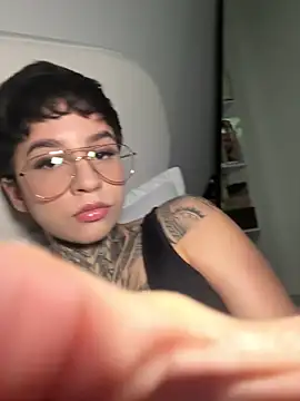 AliceShazaham  online show from 03/27/26, 05:02